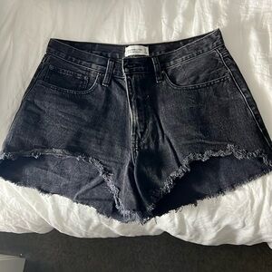 Abercrombie & Fitch Curve Love Mid Rise Boyfriend Shorts